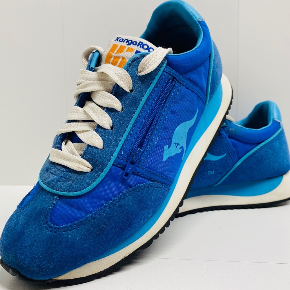 KangaRoos Blue Suede Zipper Pocket Sneakers